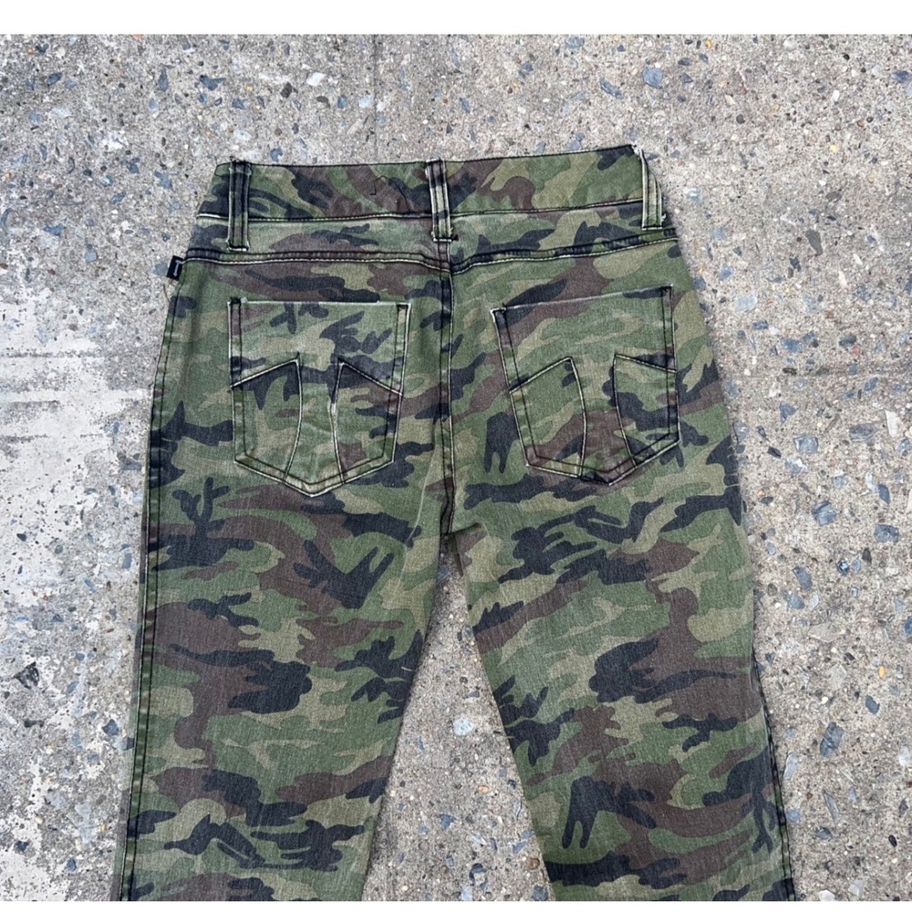 Tripp NYC Camo Skinny Jeans Women 25 Green Camouflage Skull Rivets Low Rise